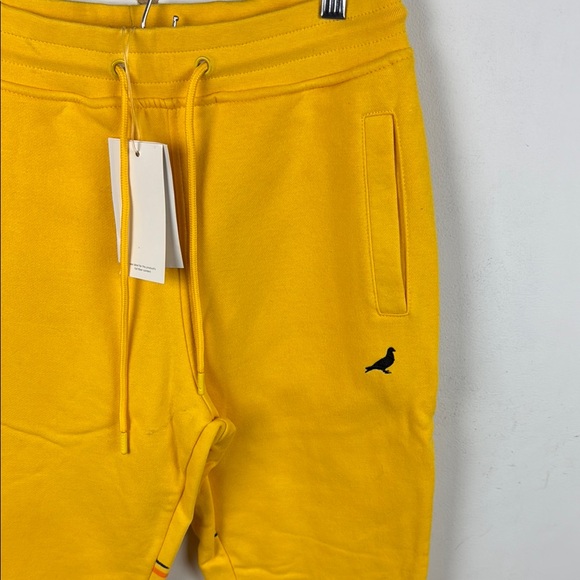 Yellow Staple Joggers with Scenic Print - Picture 2 of 7